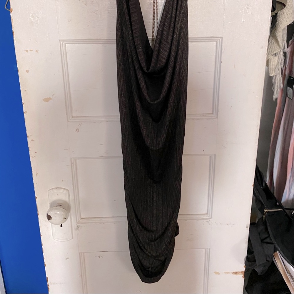 Black and gold striped